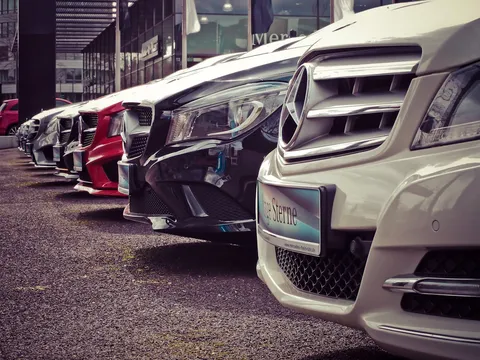 How Dealers Can Confidently Buy Private-Party Cars with Active Loans